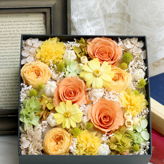 BOXフラワー 秘密の花園(オレンジ) /プリザーブドフラワー【送料無料】