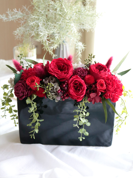 プリザーブドフラワー 赤 バラ 大きい 開店　オープン　開設　お祝い　花器 黒 陶器製