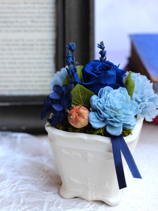 Night Blue プリザーブドフラワー 送料無料 プリザーブドフラワーの通販は大阪の専門店フルールドゥマカロン Night Blue プリザーブドフラワー 送料無料 プリザーブドフラワーの通販は大阪の専門店フルールドゥマカロン